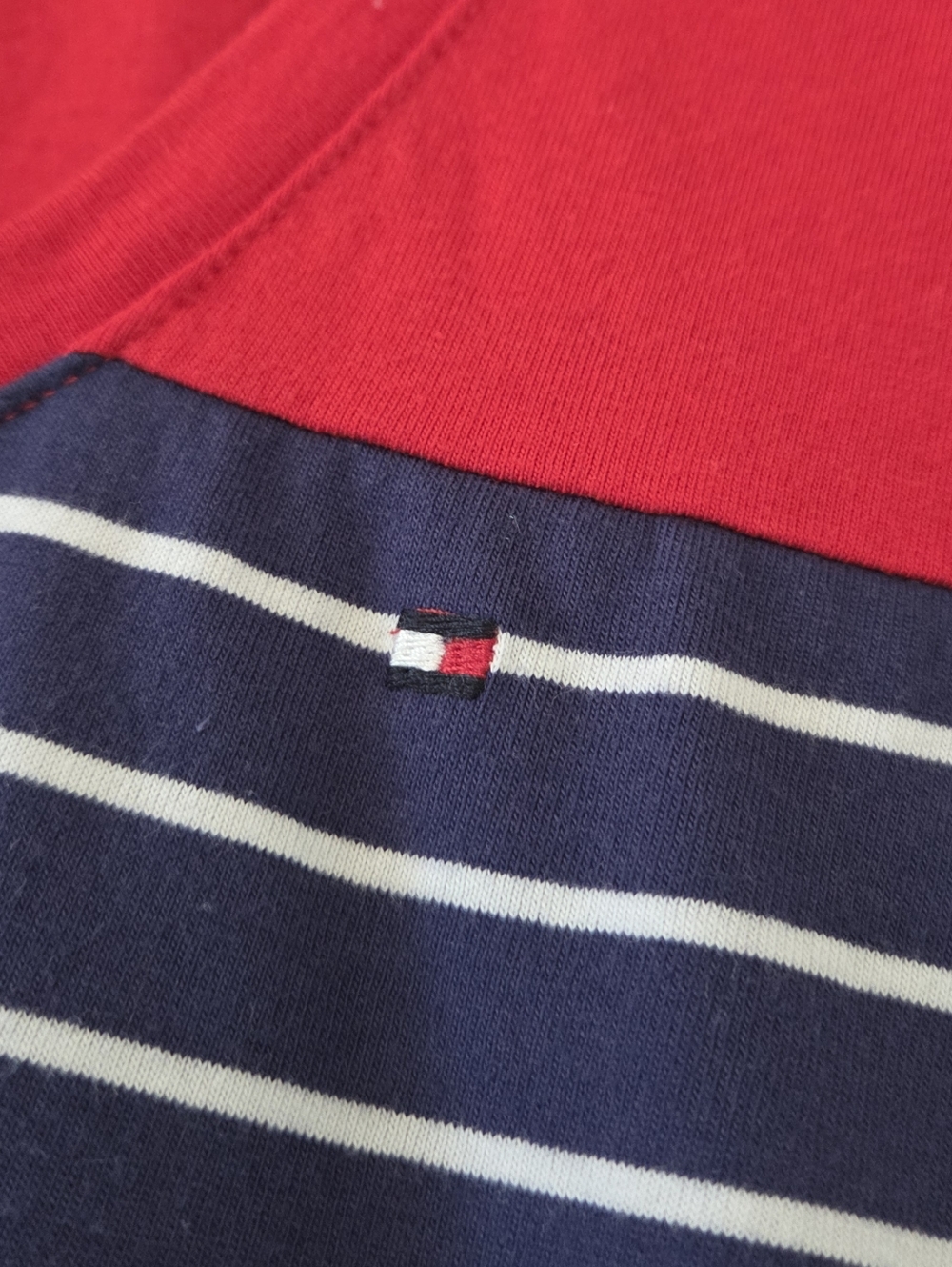 Tommy Hilfiger Red, White & Blue Striped V-Neck Short-Sleeve Shirt Size M - Picture 4 of 8